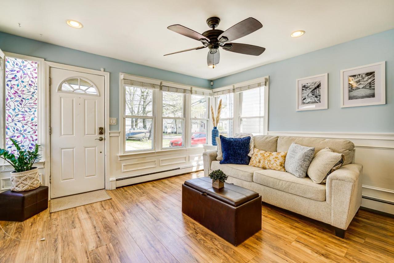 New Jersey Abode - Near Theme Parks, Walk To Beach Keansburg Экстерьер фото