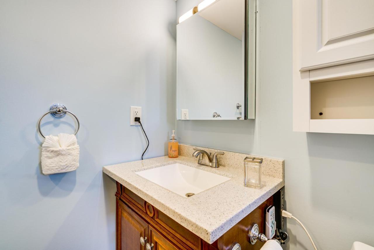 New Jersey Abode - Near Theme Parks, Walk To Beach Keansburg Экстерьер фото